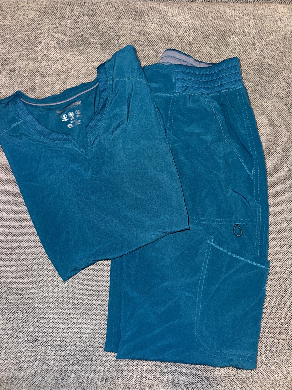 Scrubstar Teal Women's Jogger Scrub Pants and Top Set